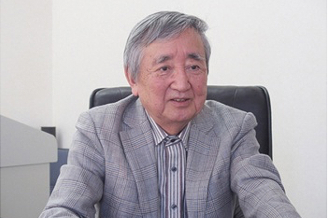 岡希太郎先生